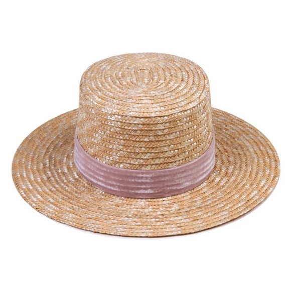 LACK OF COLOR - Picture 2 of 5